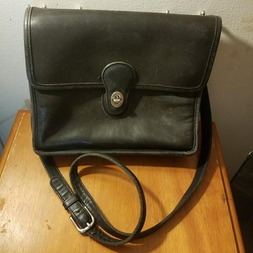 Coach 1977 Vintage Willis